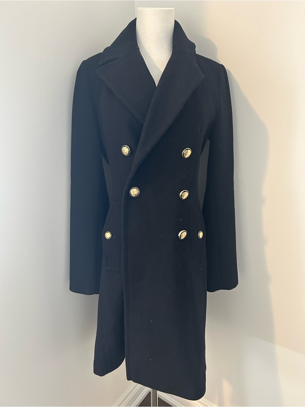 Vince Camuto Black winter Coat with Double Gold Buttons size xs